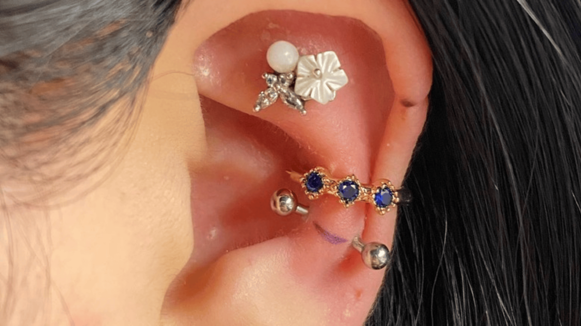 Snug anti helix piercing