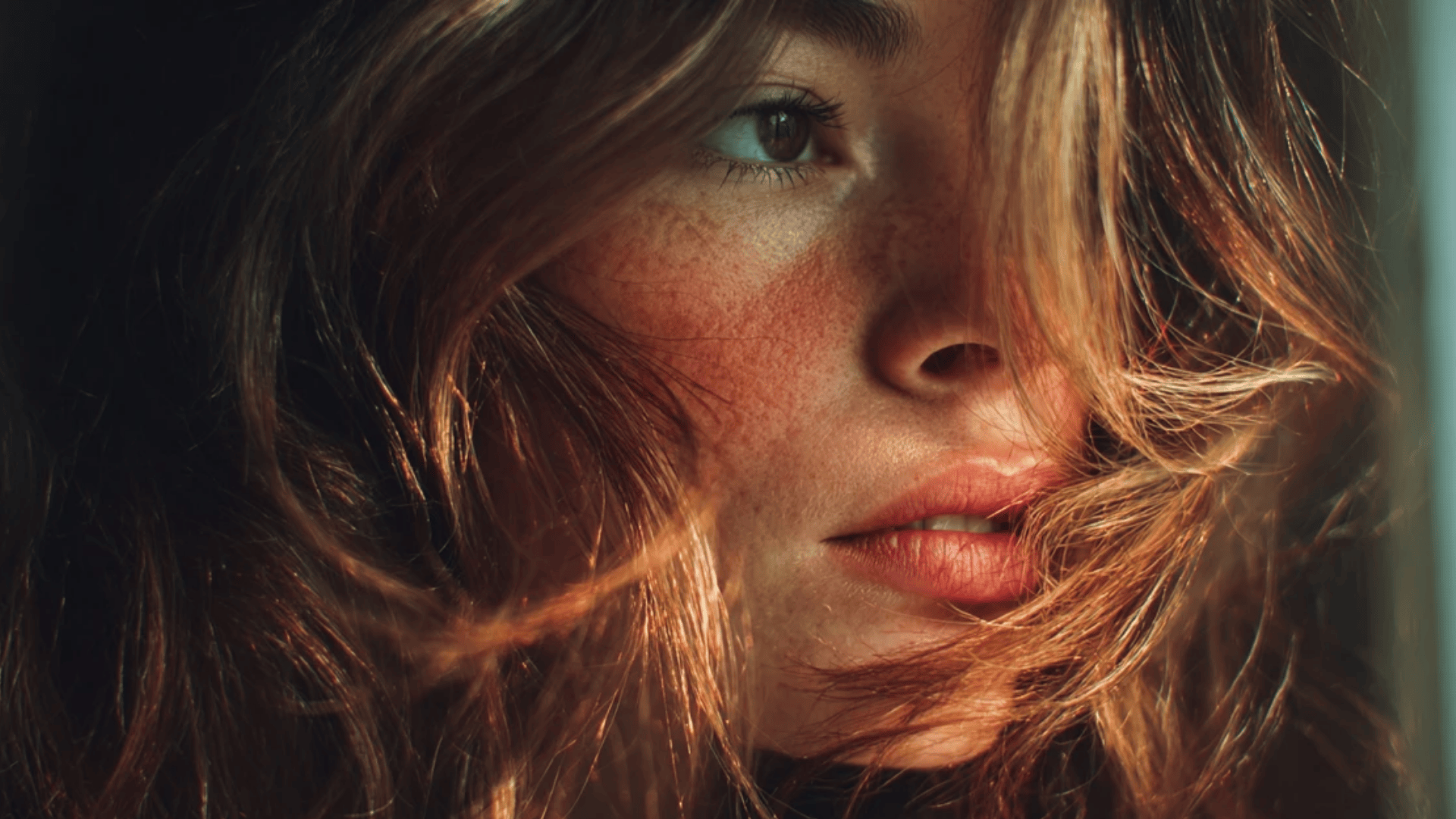 Curtain Waves with Money Piece Highlights