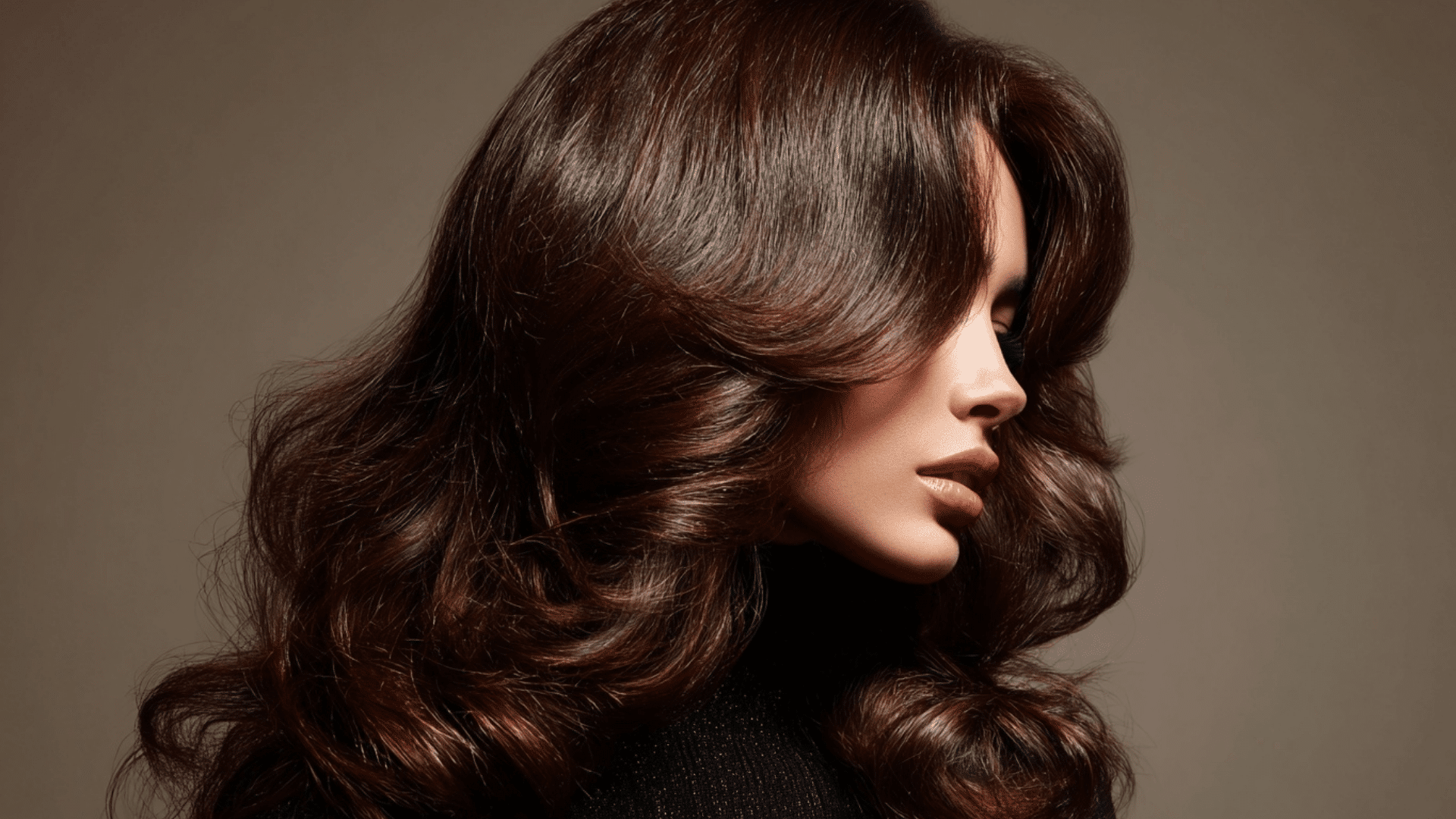 Layered Waves with Face-Framing Halo Pieces