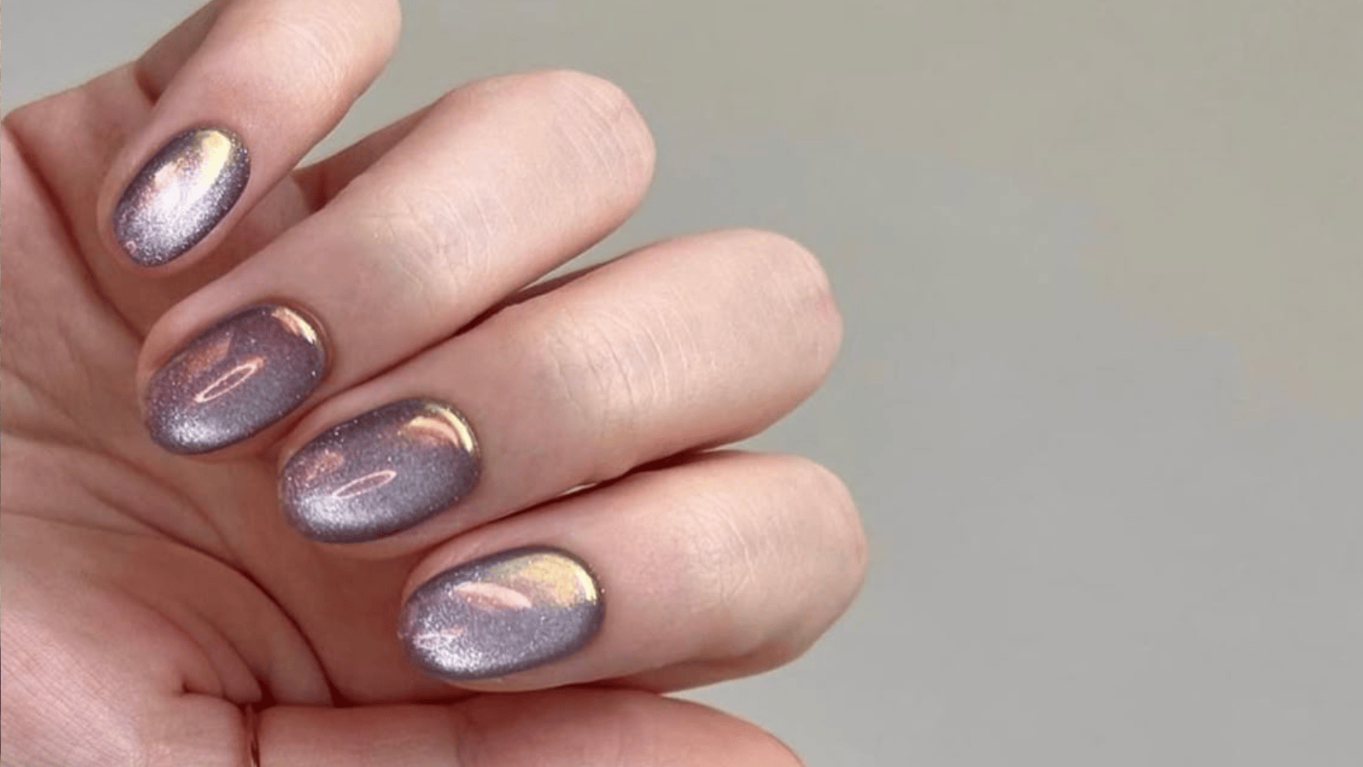 aurora nails