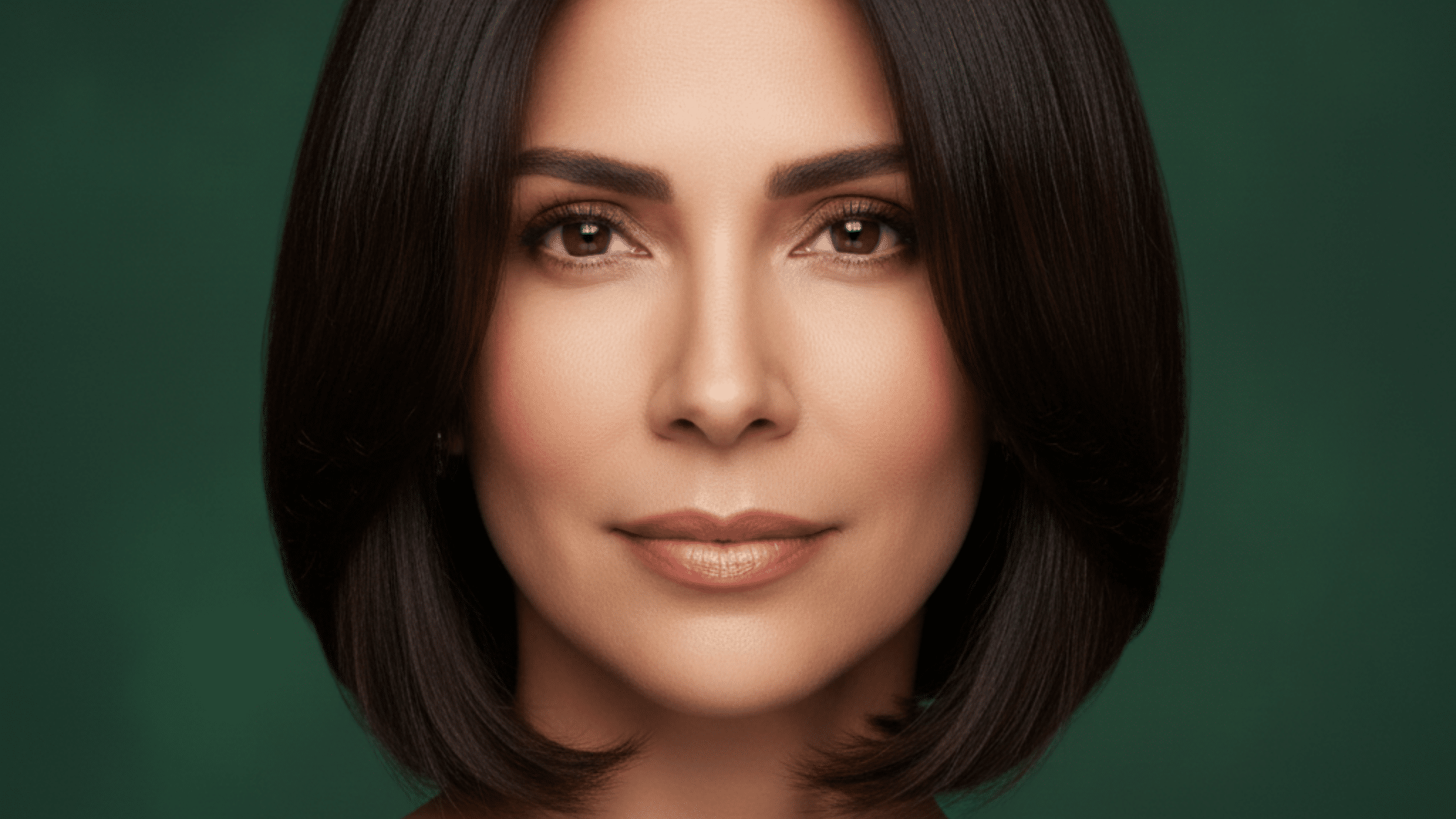 Face-framing layers with blunt ends