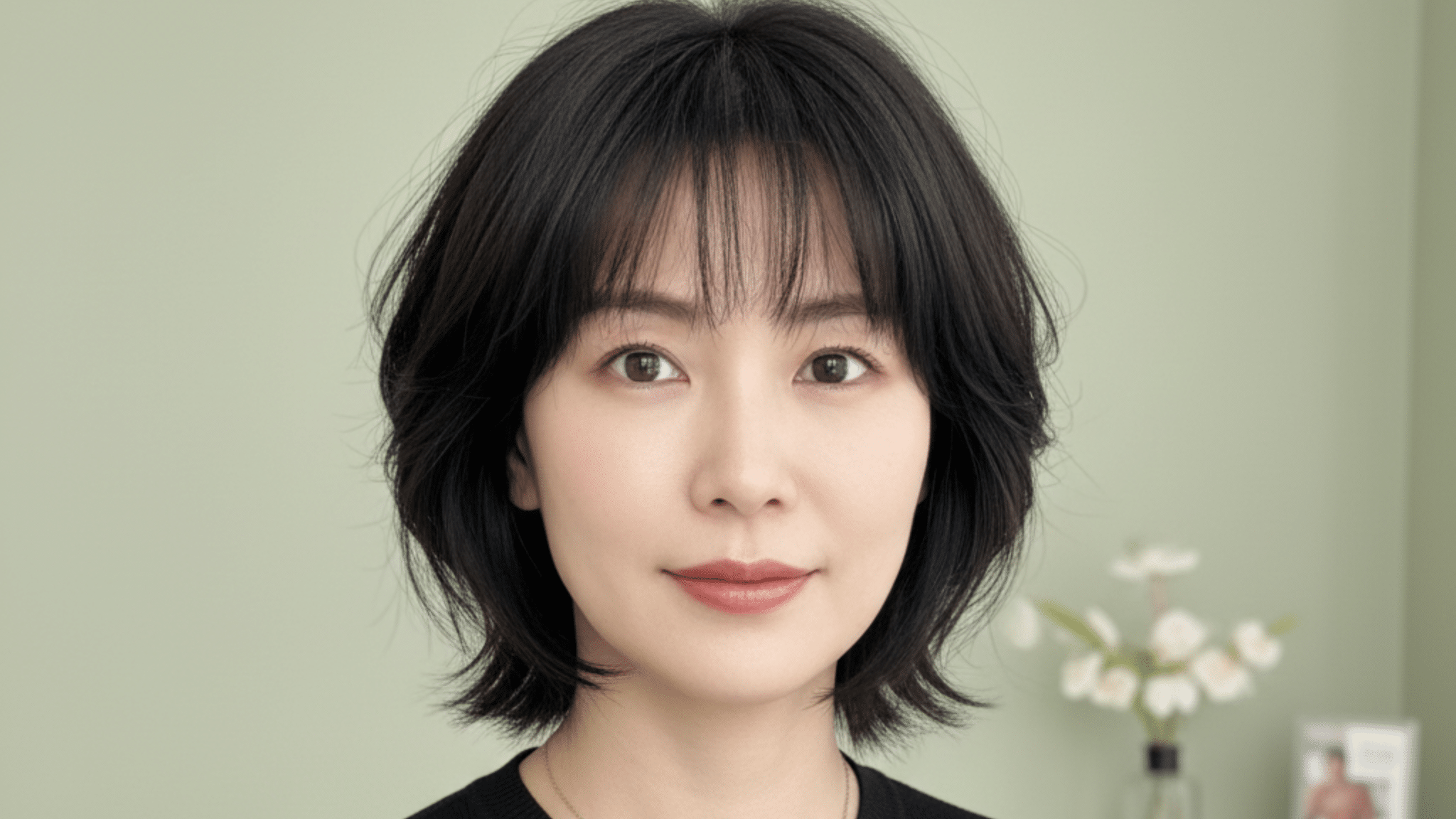 Textured lob with bangs