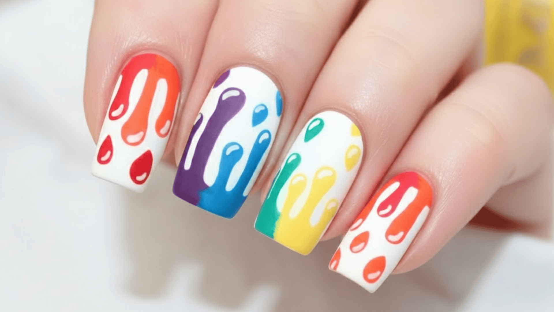 What Are Dip Powder Nails