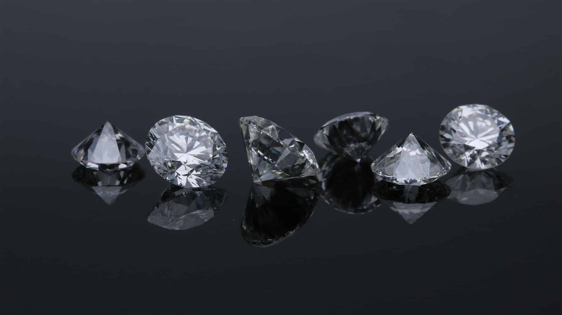 Moissanite vs Diamond Price: Which One Offers Better Value in 2026?
