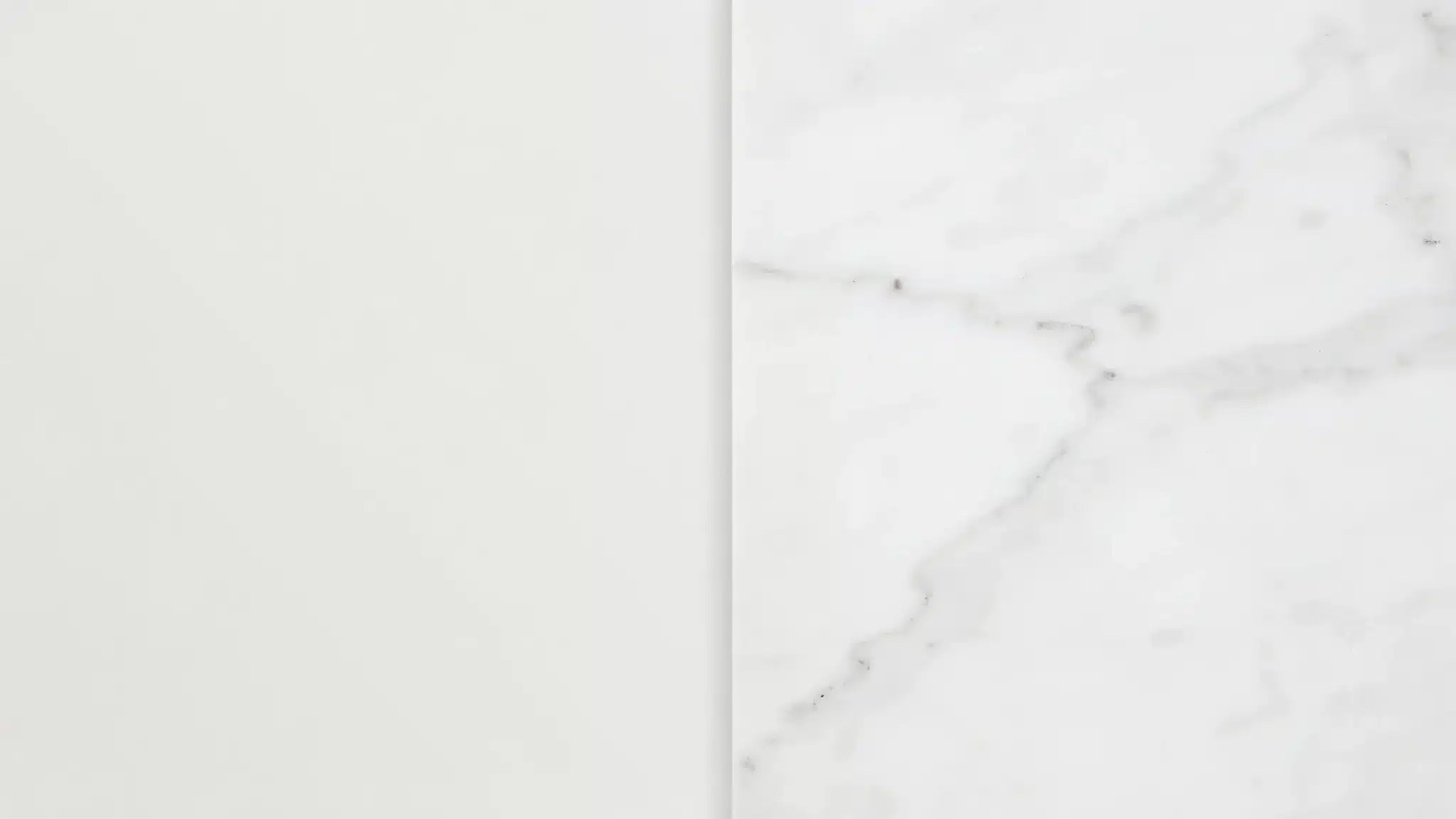 White Onyx color with smooth texture, highlighting 2026 fashion trend shade.